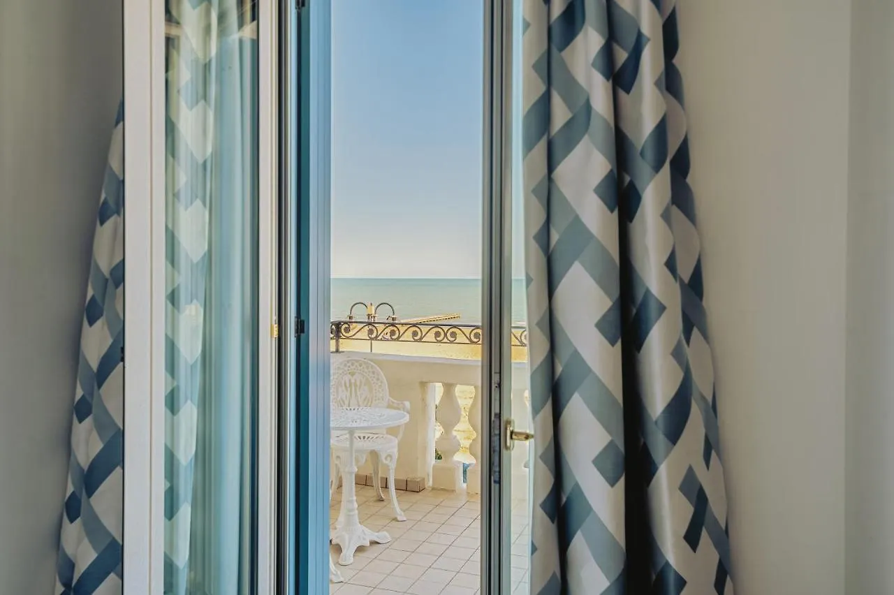 Casa Bianca Al Mare Hotel Lido di Jesolo